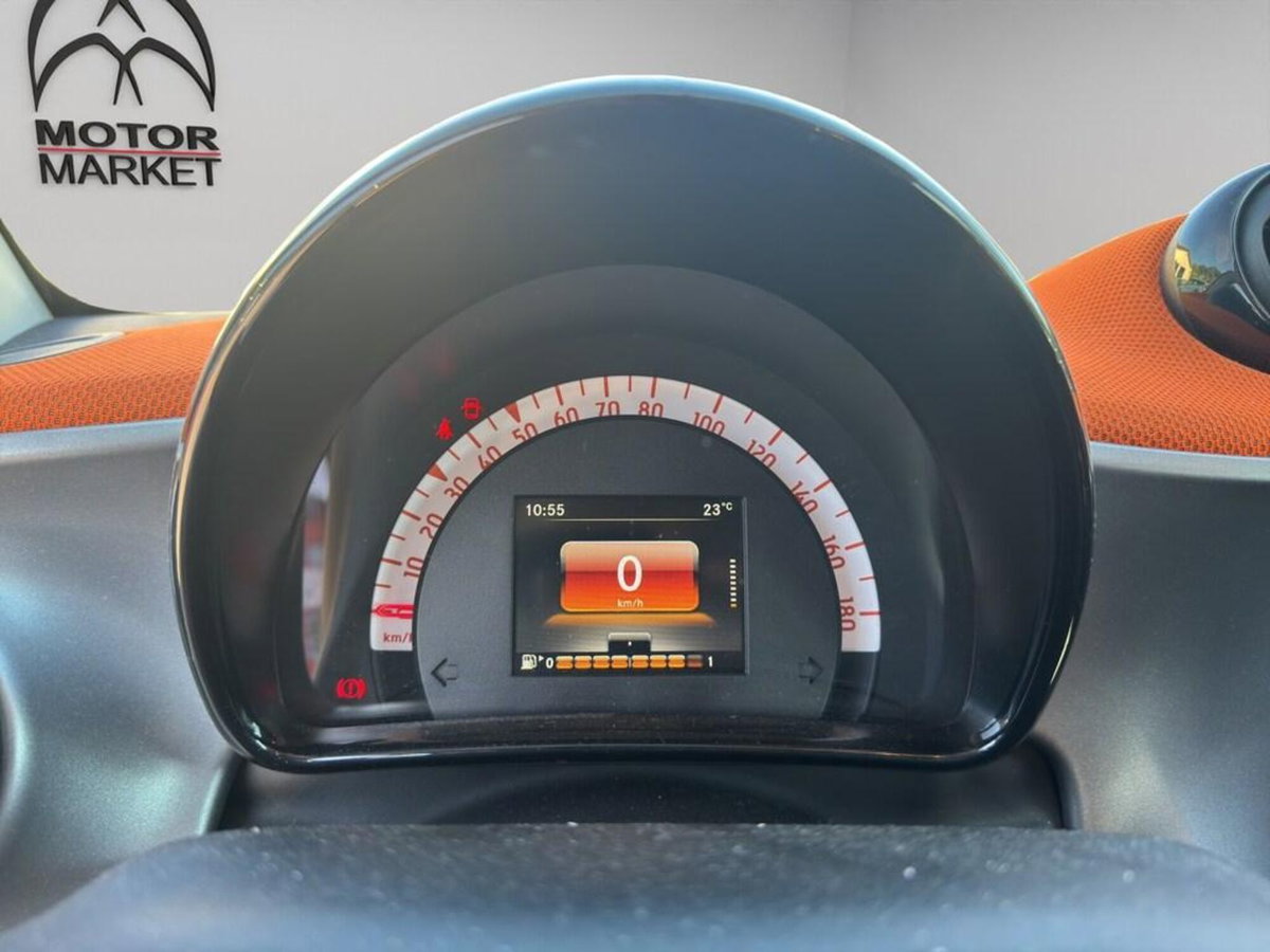 smart Fortwo 70 1.0 Urban (11)