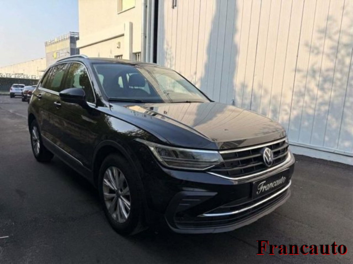Volkswagen Tiguan 2.0 TDI 150 CV SCR DSG 4MOTION Life (3)