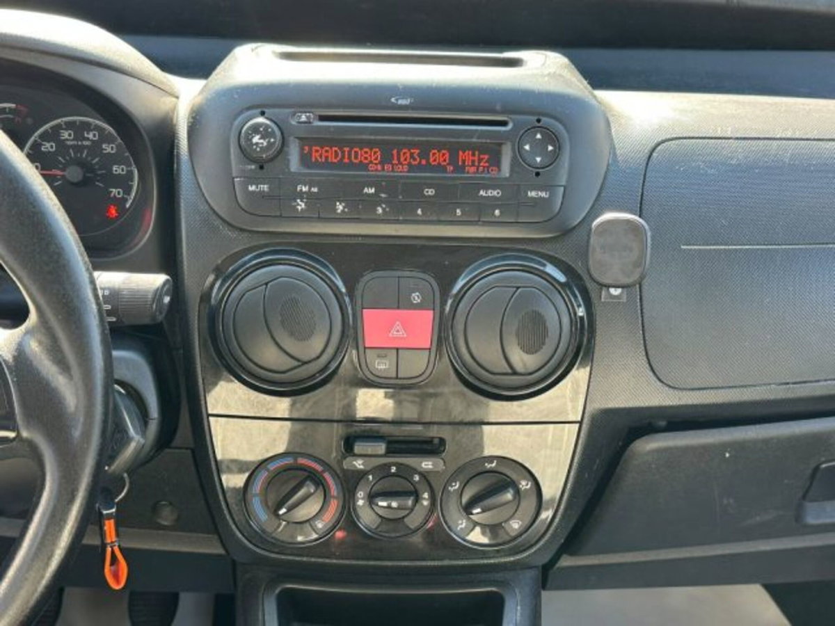 Fiat Qubo 1.3 MJT 75 CV Dynamic (16)