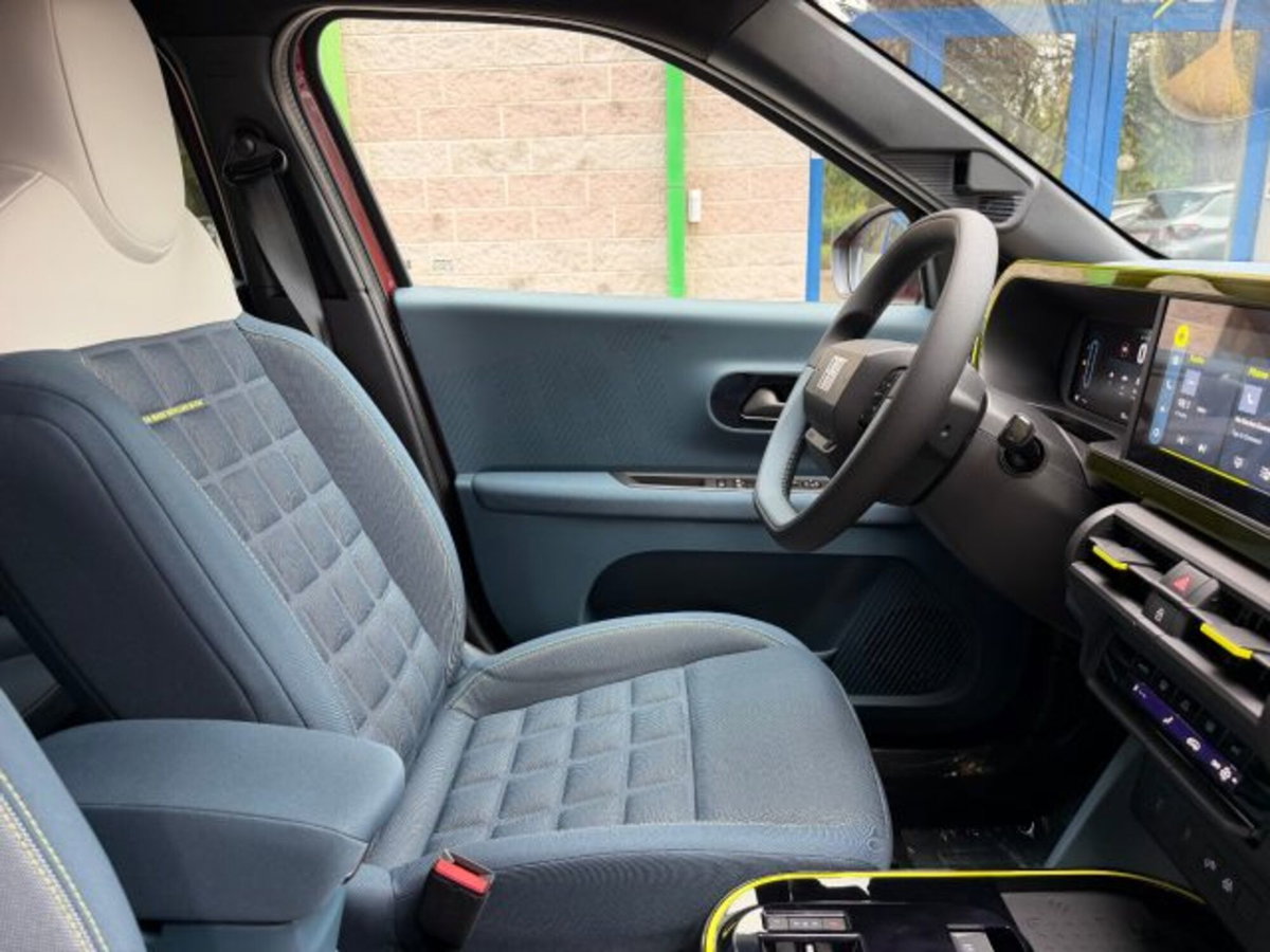 Fiat Grande Panda 1.2 La Prima 100cv (14)
