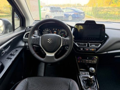 Suzuki S-Cross 1.4h Top+ Kuro 2wd 110cv (10)