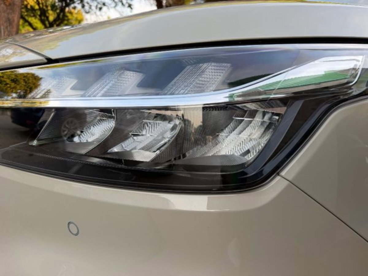 Suzuki S-Cross 1.4h Top+ Kuro 2wd 110cv (13)