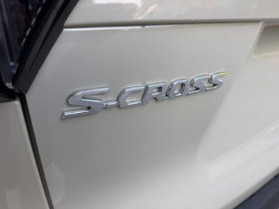 Suzuki S-Cross 1.4h Top+ Kuro 2wd 110cv (17)