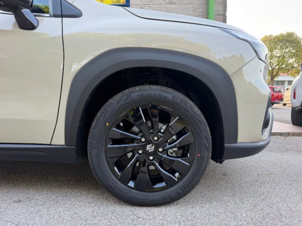Suzuki S-Cross 1.4h Top+ Kuro 2wd 110cv (4)