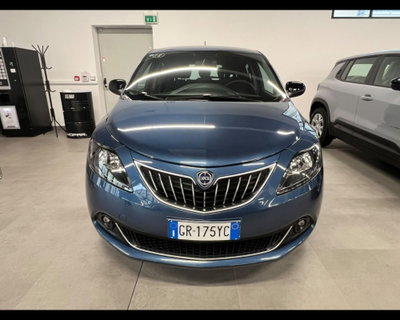 Lancia Ypsilon 1.0 FireFly 5 porte S&S Hybrid Gold Plus (2)