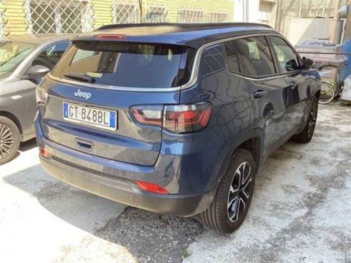Jeep Compass 1.6 Multijet II 2WD Limited (3)