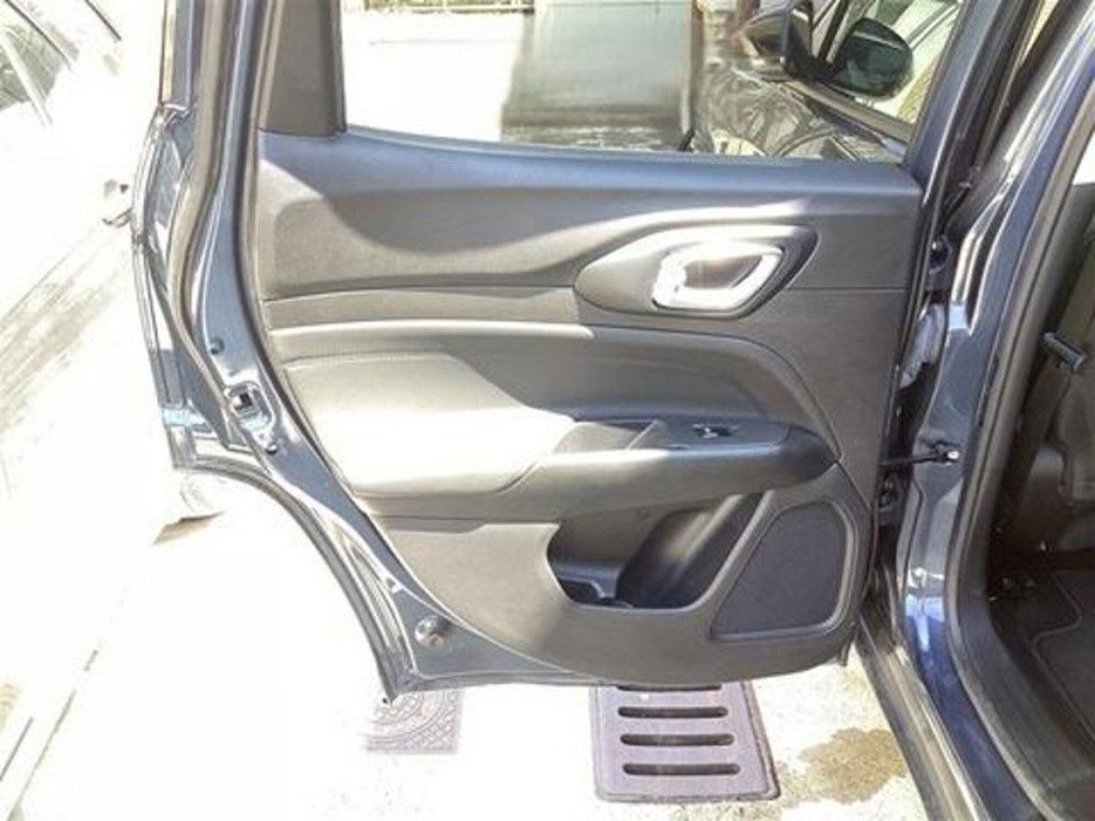 Jeep Compass 1.6 Multijet II 2WD Limited (7)