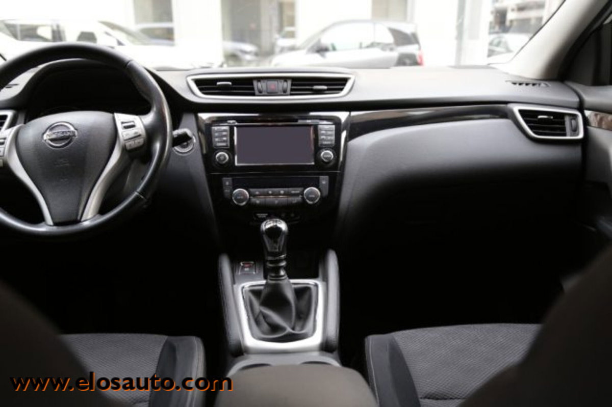 Nissan Qashqai 1.2 DIG-T N-Connecta (11)