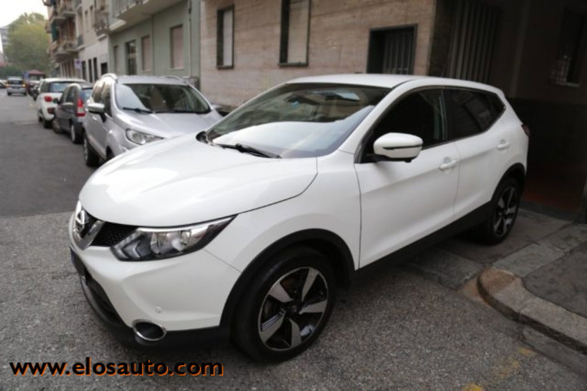 Nissan Qashqai 1.2 DIG-T N-Connecta (2)