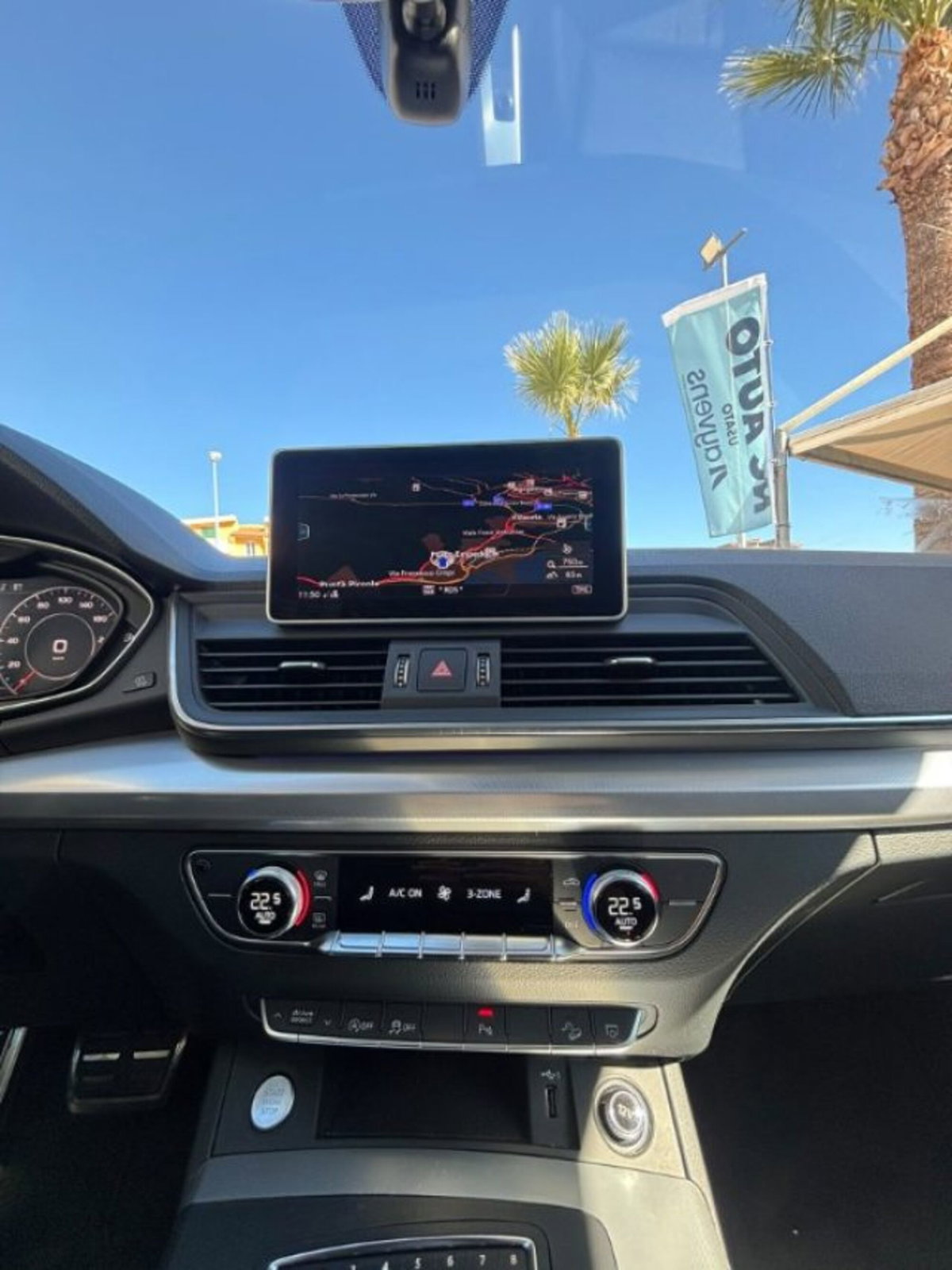 Audi Q5 40 TDI 204 CV quattro S tronic Business Design (11)