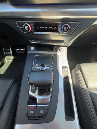 Audi Q5 40 TDI 204 CV quattro S tronic Business Design (19)