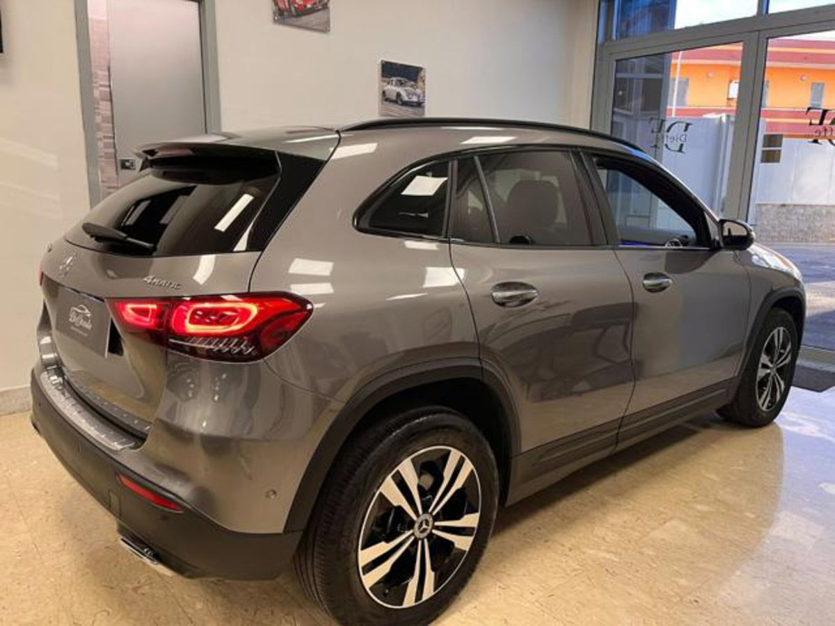 Mercedes-Benz GLA SUV 200 d Automatic 4Matic Sport Plus (5)