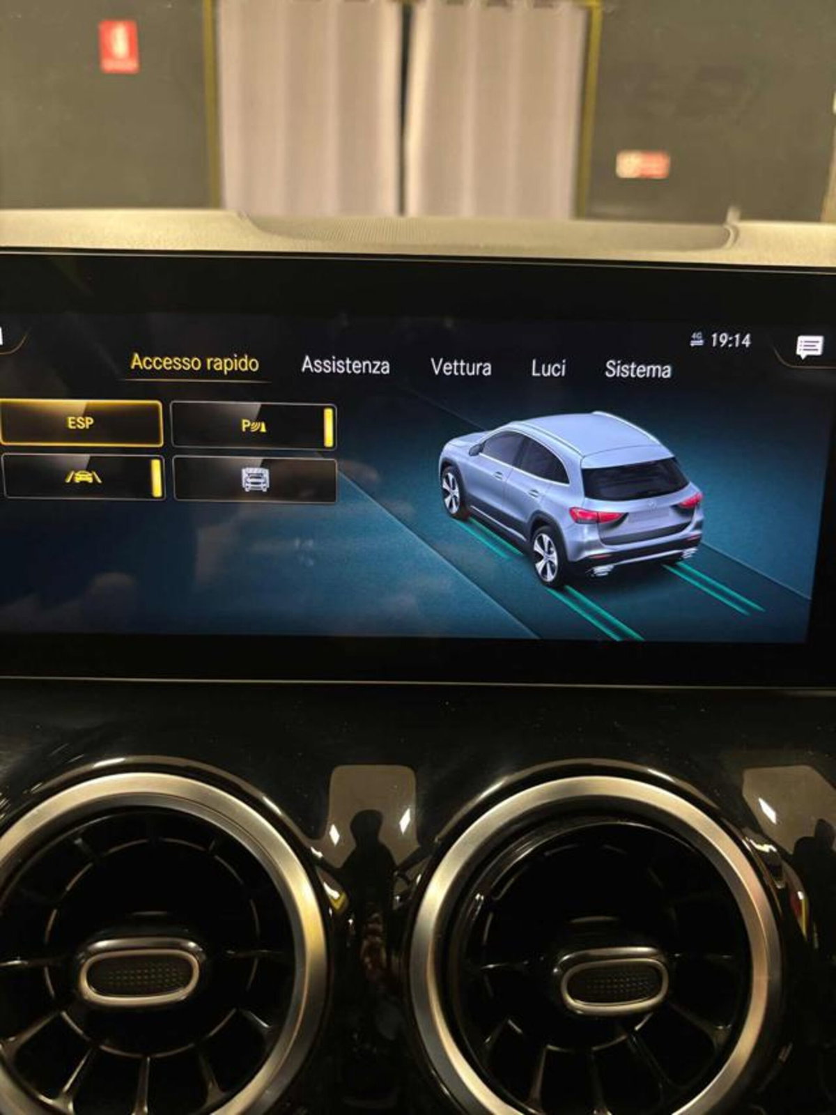 Mercedes-Benz GLA SUV 200 d AMG Line Premium Plus 4matic auto (18)