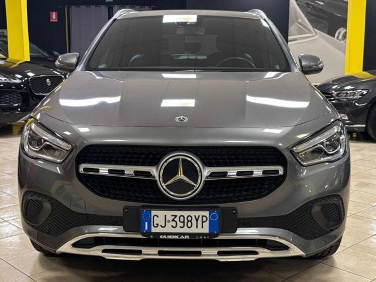Mercedes-Benz GLA SUV 200 d AMG Line Premium Plus 4matic auto (4)