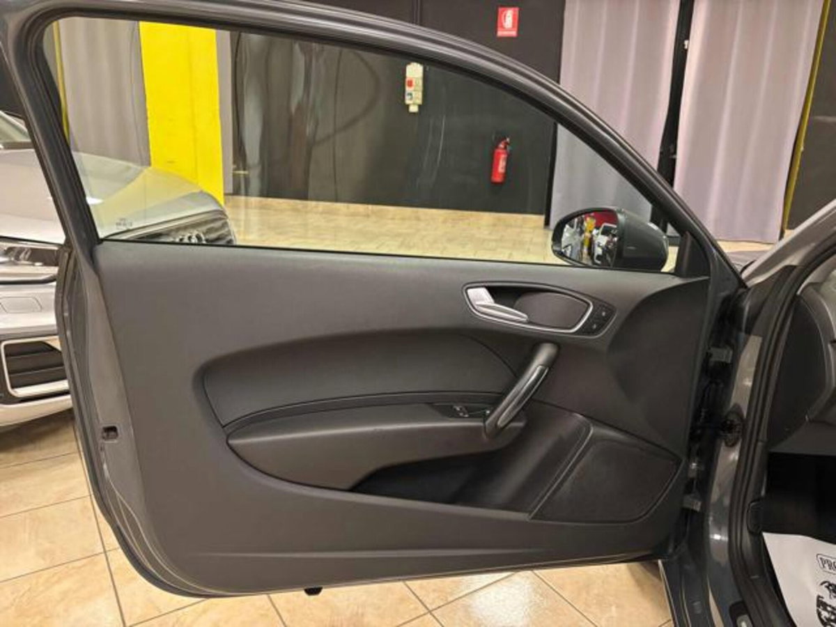 Audi A1 1.0 82 CV TFSI Design (18)