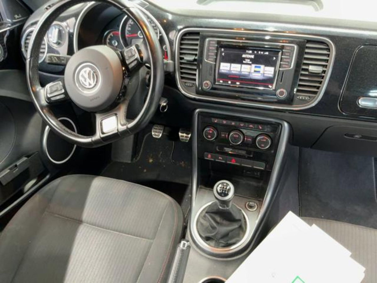 Volkswagen Maggiolino Cabrio 1.2 TSI Design (5)