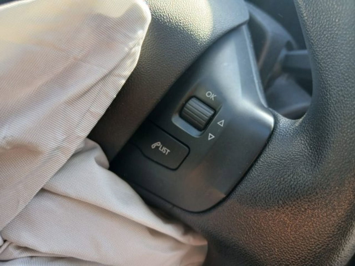 Peugeot 208 82 Stop&Start 5 porte Signature (17)