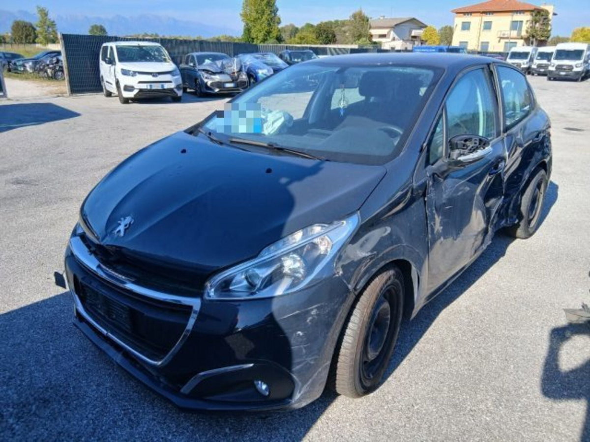 Peugeot 208 82 Stop&Start 5 porte Signature (4)