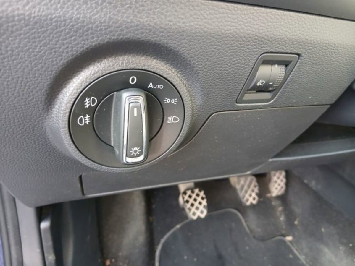 SEAT Ibiza 1.6 TDI 95 CV 5 porte Business (12)