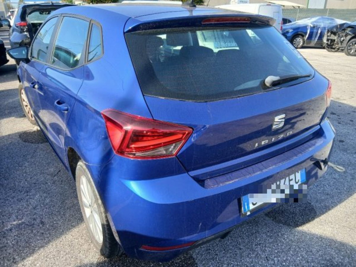 SEAT Ibiza 1.6 TDI 95 CV 5 porte Business (7)
