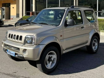 Suzuki Jimny 1.3i 16V cat 4WD JLX usata