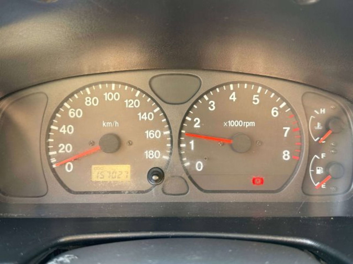 Suzuki Jimny 1.3i 16V cat 4WD JLX (13)