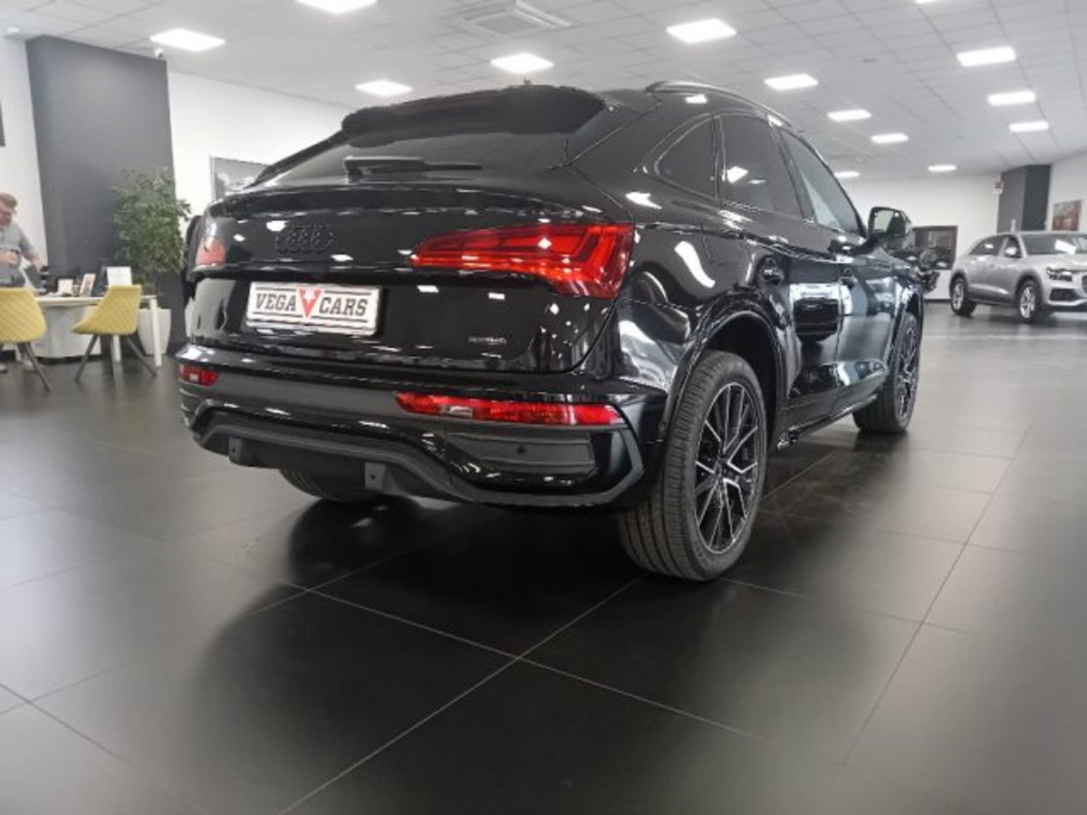 Audi Q5 Sportback 40 2.0 tdi mhev 12V S line Plus quattro s-tronic (6)