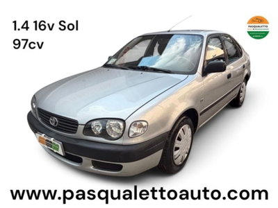 Toyota Corolla 1.4i 16V cat 5 porte Sol usata