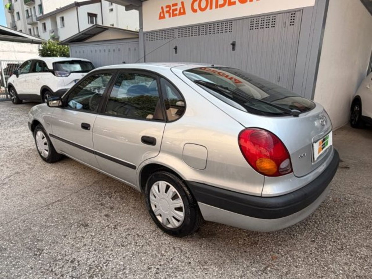 Toyota Corolla 1.4i 16V cat 5 porte Sol (13)