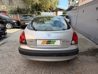 Toyota Corolla 1.4i 16V cat 5 porte Sol (17)