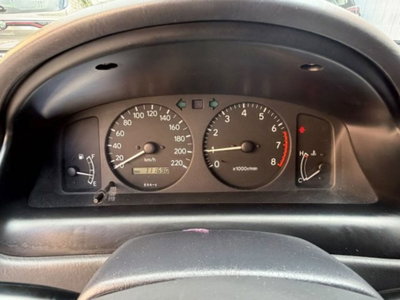 Toyota Corolla 1.4i 16V cat 5 porte Sol (8)