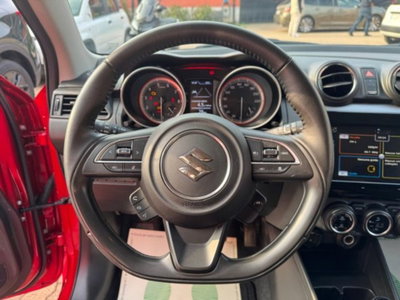Suzuki Swift 1.2h Top 2wd (12)