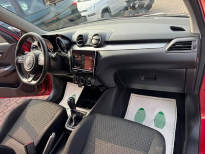 Suzuki Swift 1.2h Top 2wd (8)