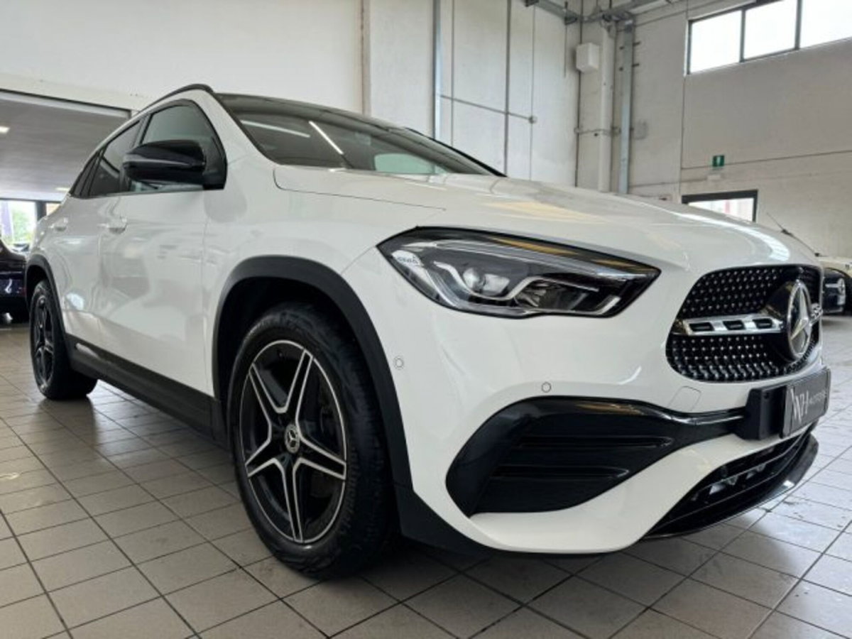 Mercedes-Benz GLA SUV 200 d Automatic 4Matic Premium