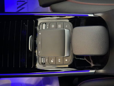 Mercedes-Benz GLA SUV 200 d Automatic 4Matic Premium (16)
