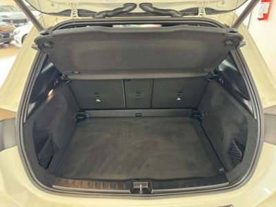Mercedes-Benz GLA SUV 200 d Automatic 4Matic Premium (17)