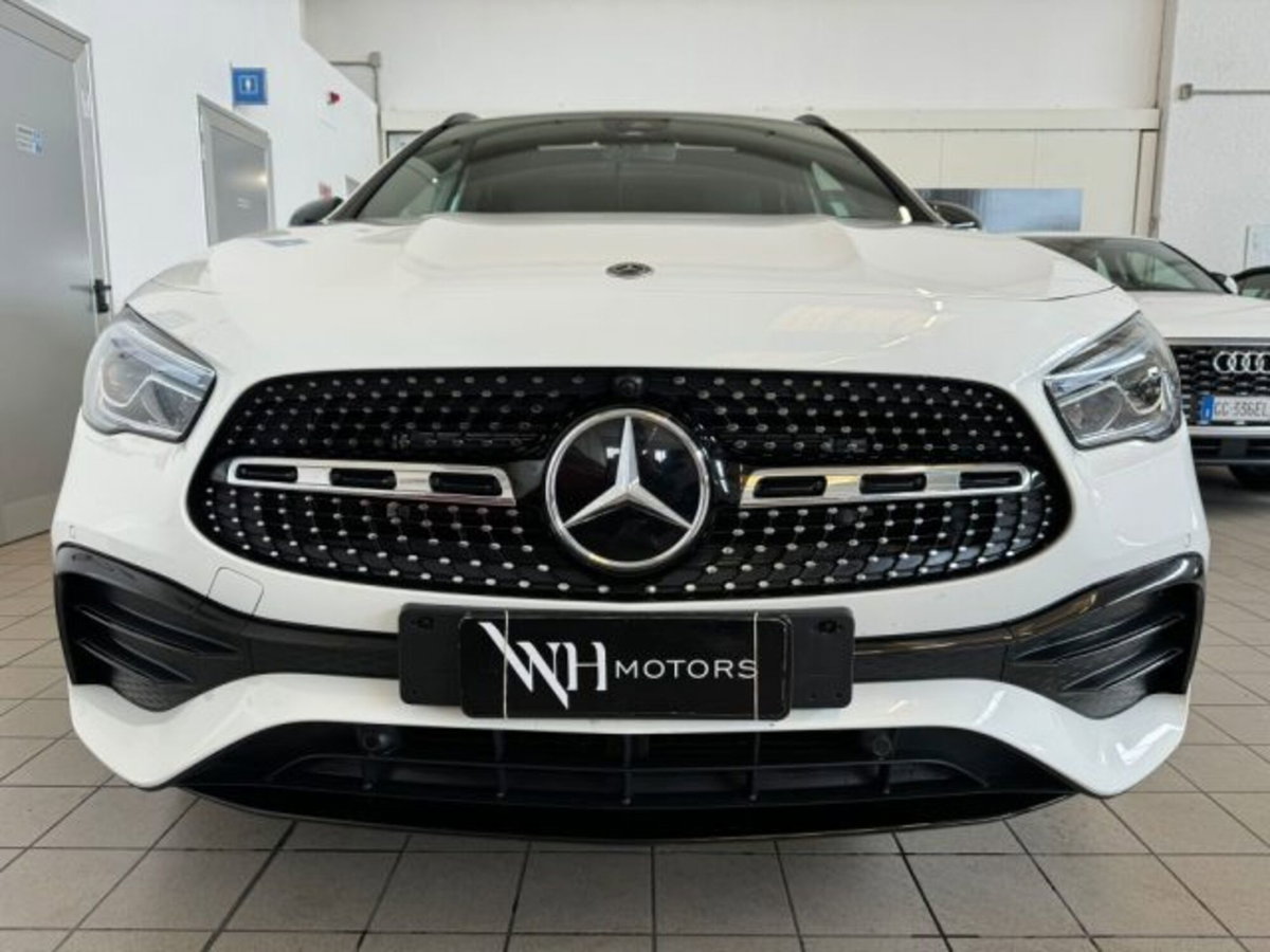 Mercedes-Benz GLA SUV 200 d Automatic 4Matic Premium (2)
