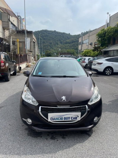 Peugeot 208 e-HDi 92 CV Stop&Start robotizzato 5 porte Allure (2)