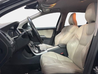 Volvo XC60 D4 Geartronic Volvo Ocean Race (12)
