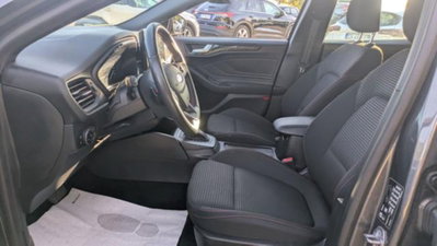 Ford Focus 1.0t ecoboost h 125cv (6)