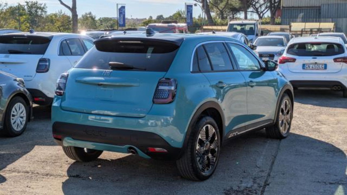 Fiat 600 1.2 hybrid 110cv auto (3)