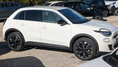 Fiat 600 1.2 hybrid 110cv auto (2)