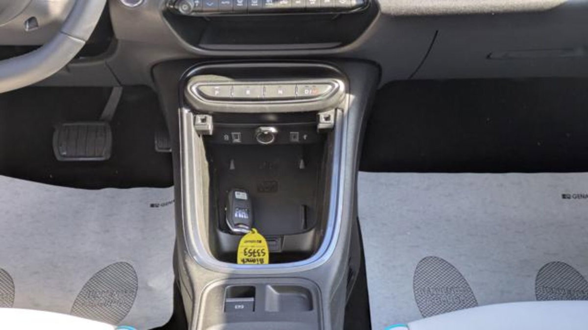 Fiat 600 1.2 hybrid 110cv auto (8)