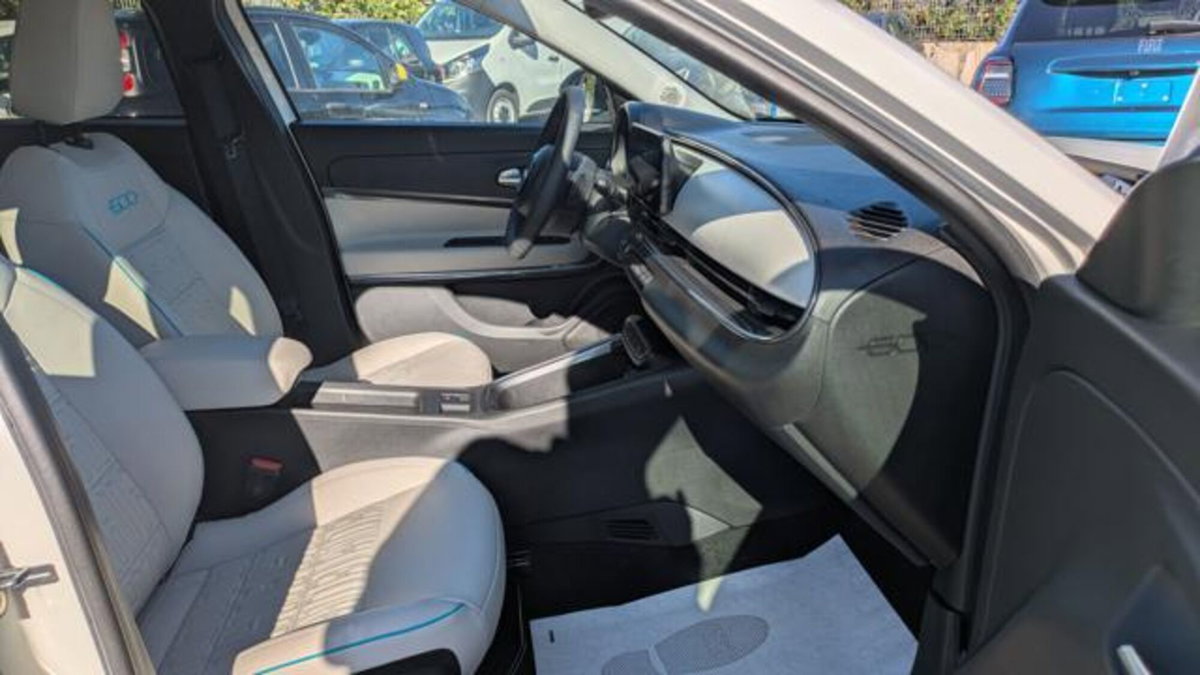 Fiat 600 1.2 hybrid 110cv auto (17)