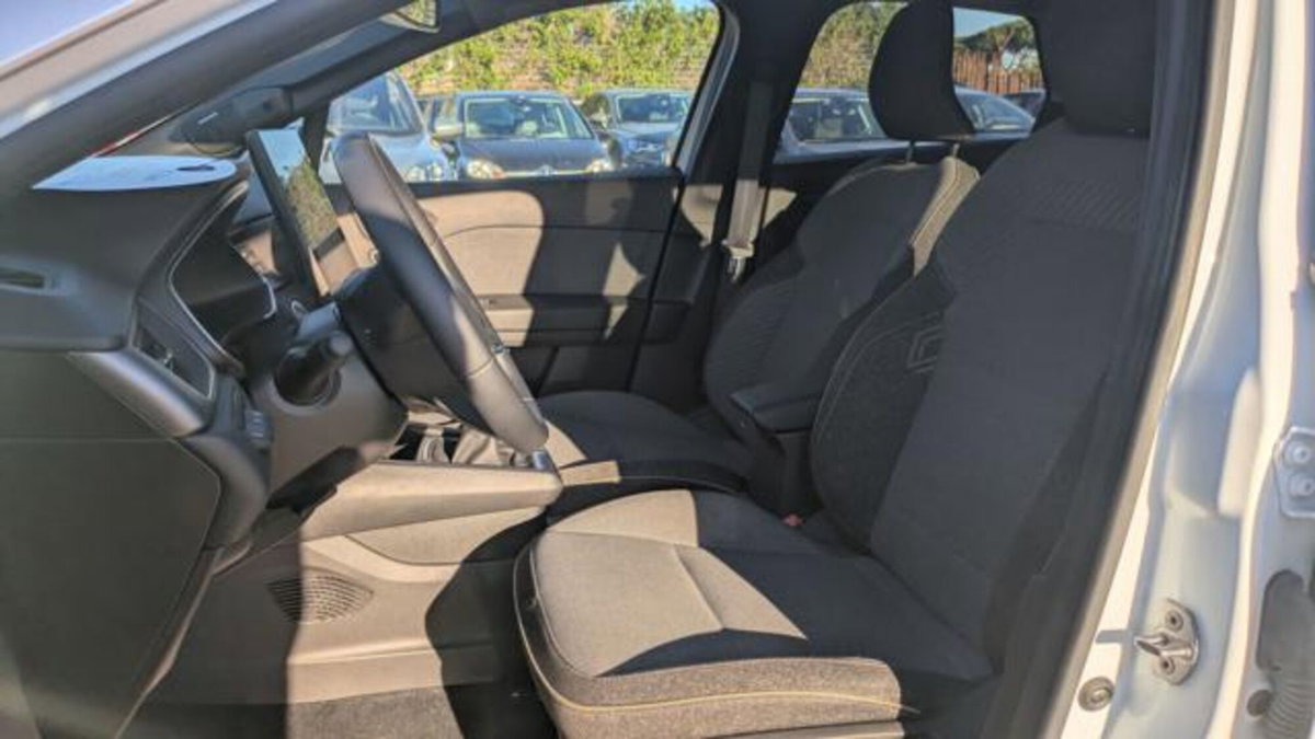 Renault Captur TCe 100 CV GPL Techno (10)