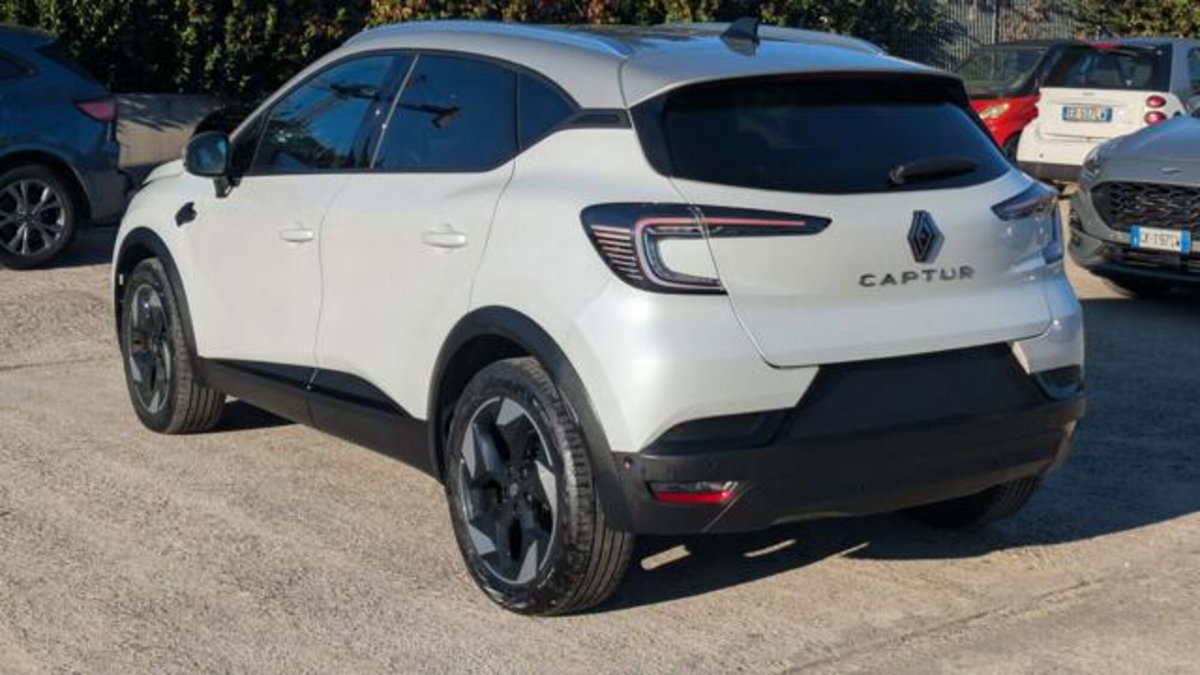 Renault Captur TCe 100 CV GPL Techno (4)