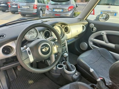 MINI Mini 1.6 16V Cooper (12)