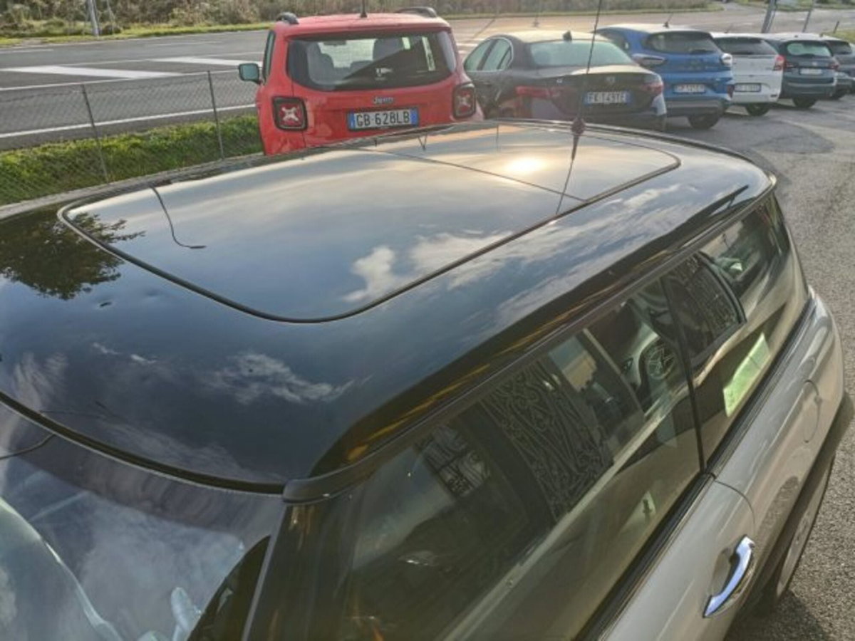MINI Mini 1.6 16V Cooper (14)
