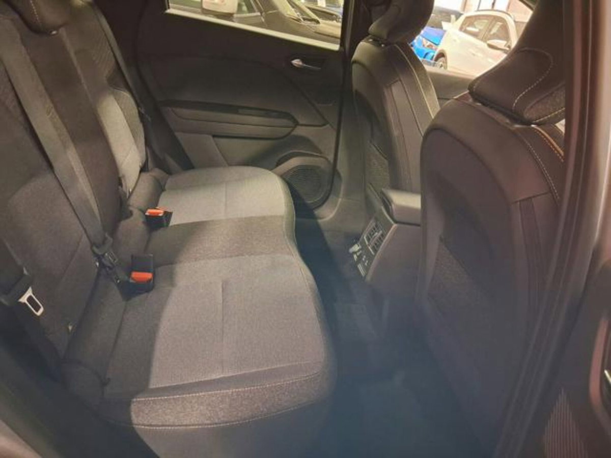 Renault Captur 1.0 eco-g Techno 100cv (13)