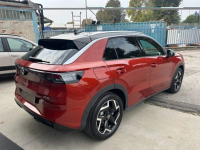 Volkswagen T-Roc 1.5 etsi R-Line 150cv dsg (11)